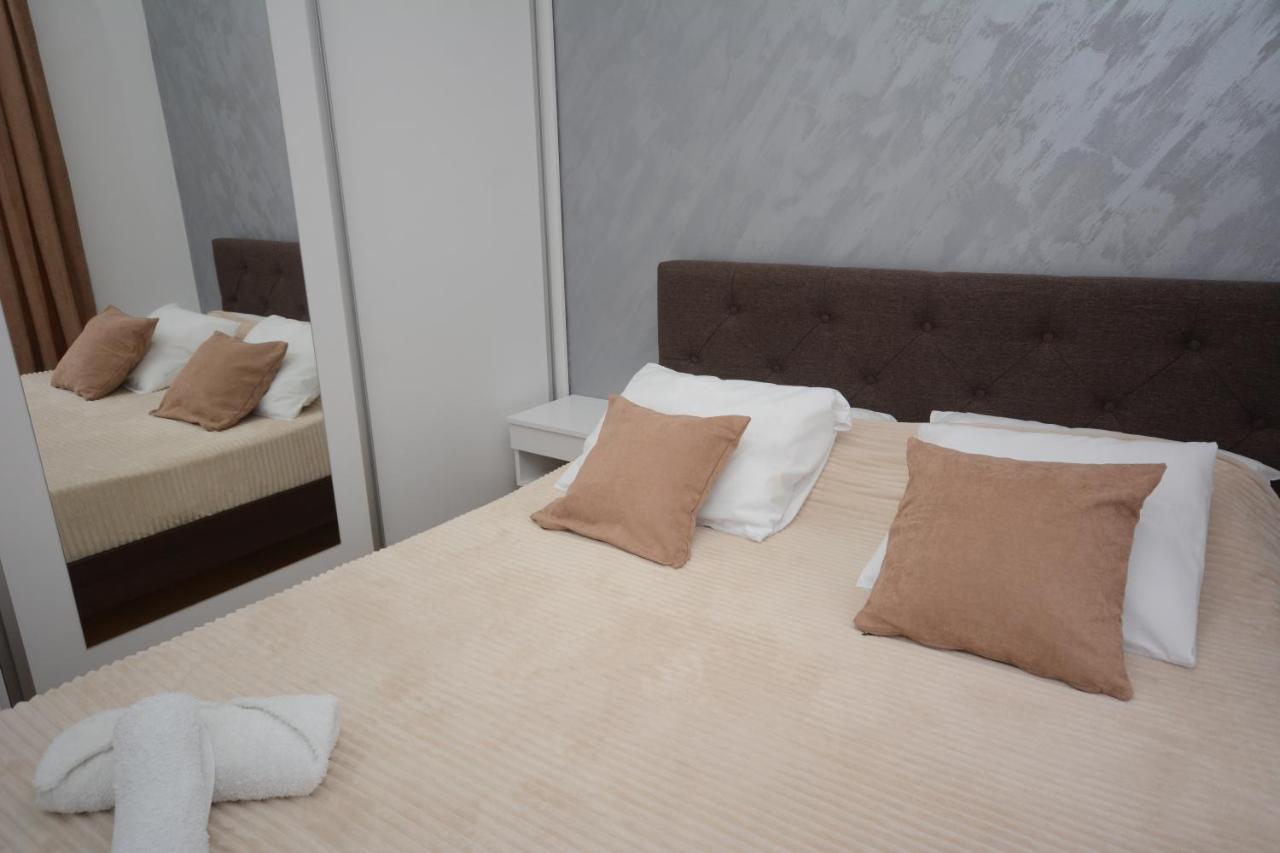 Crown House Aparthotel Vrnjačka Banja Exterior foto